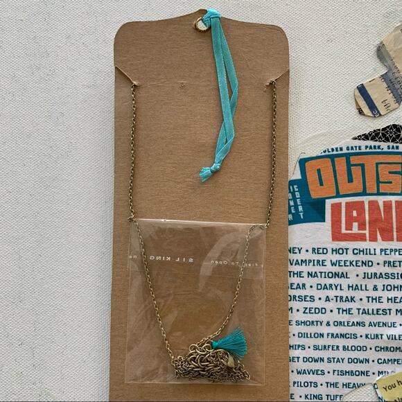 Shiraleah Costanza Gold Necklace Pink and Teal Tassels Drop Chains Boho Style - Picture 8 of 8